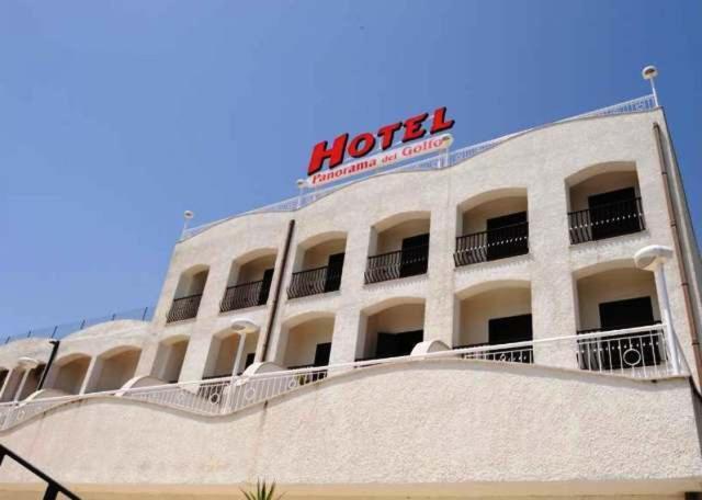 Hotel Panorama Del Golfo 만프레도니아 외부 사진